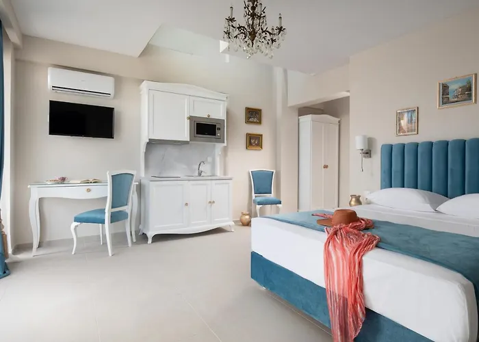 Mykoniatika * Nea Kallikrateia